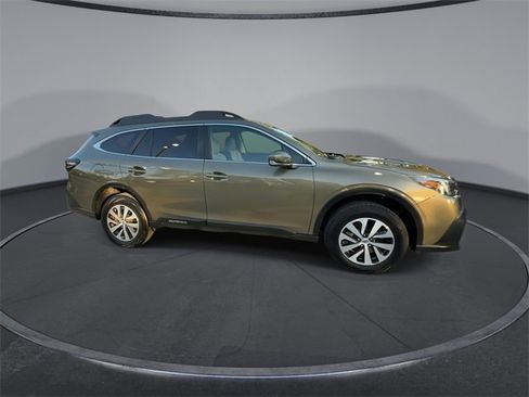 Used 2020 Subaru Outback Premium image 9