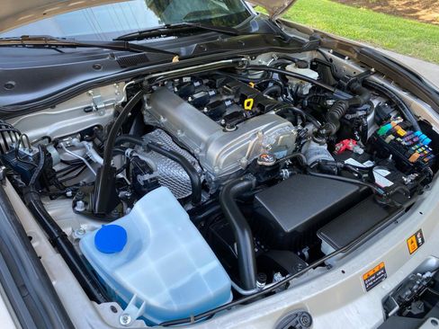 Used 2023 MAZDA MX-5 Miata Grand Touring RWD image 15
