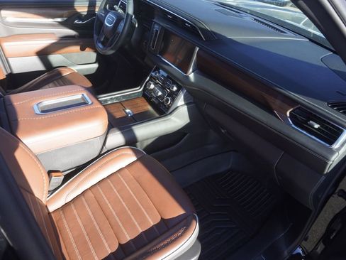 Used 2024 GMC Yukon Denali Ultimate image 22