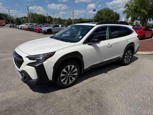 Used 2024 Subaru Outback Limited AWD/4WD image 11