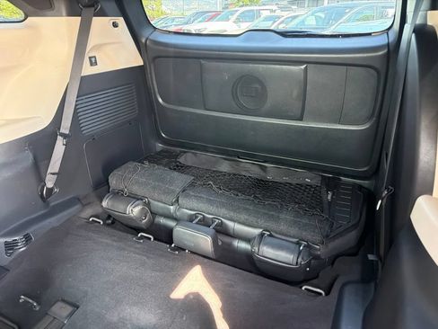 Used 2025 Toyota Sienna Platinum AWD/4WD image 21