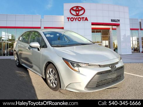 Used 2023 Toyota Corolla LE FWD image 1