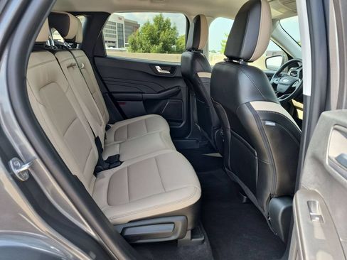 Used 2022 Ford Escape SEL AWD/4WD image 18