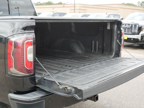 Used 2018 GMC Sierra 1500 Denali w/ Denali Ultimate Package AWD/4WD image 18