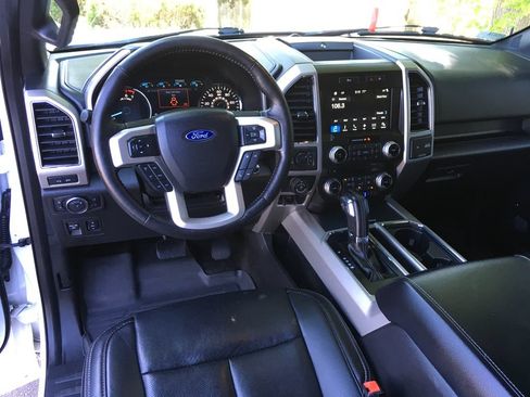 Used 2018 Ford F150 Lariat w/ Equipment Group 502A Luxury AWD/4WD image 25