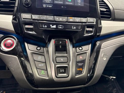 Used 2023 Honda Odyssey Touring image 17