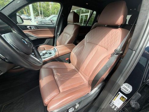Used 2025 BMW X7 M60i AWD/4WD image 7
