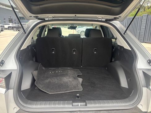 Used 2025 Hyundai Ioniq 5 SE RWD image 16