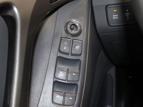 Used 2013 Hyundai Elantra GLS image 35