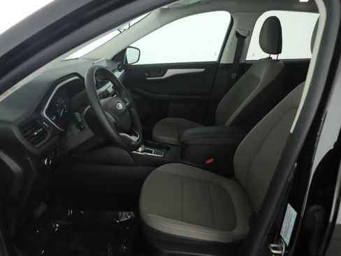 Certified 2022 Ford Escape SE w/ SE Sport Appearance Package image 19