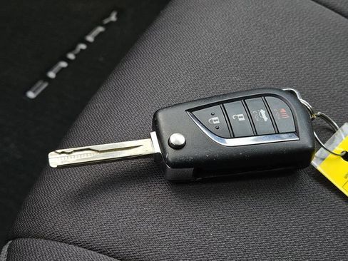 Used 2021 Toyota Camry LE FWD image 41