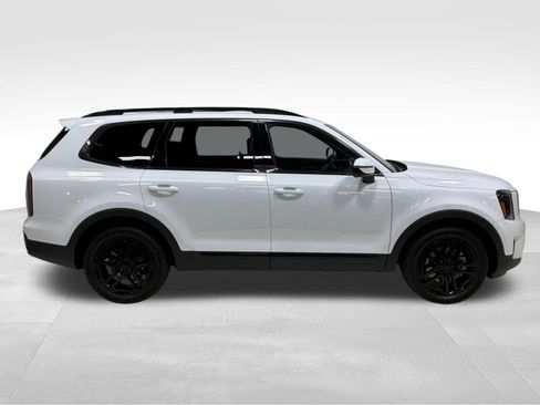 Used 2025 Kia Telluride SX Prestige X-Line AWD/4WD image 3