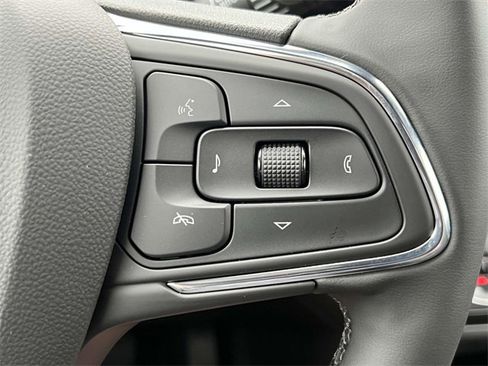 Used 2025 Buick Envista Sport Touring w/ Convenience I Package image 26