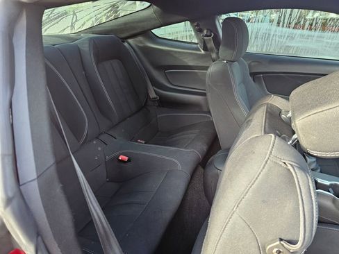 Used 2019 Ford Mustang GT image 15
