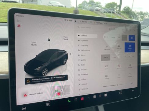 Used 2023 Tesla Model Y Long Range AWD/4WD image 25
