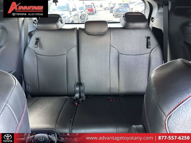 Used 2026 Toyota Sienna XSE FWD image 15