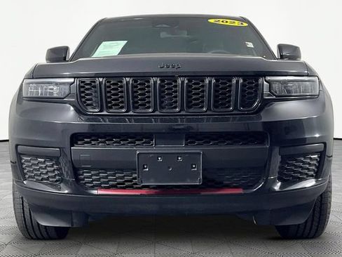 Used 2023 Jeep Grand Cherokee L Laredo AWD/4WD image 2