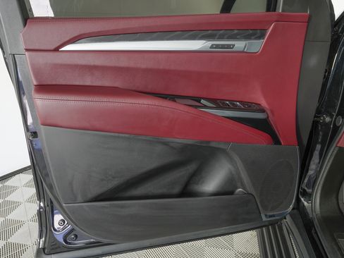 Used 2026 Cadillac Escalade Sport w/ LPO, ONYX Package image 16