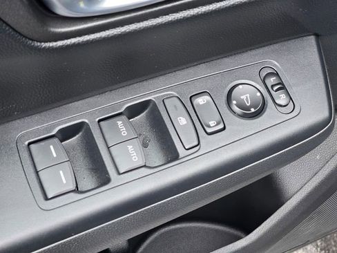 Used 2023 Honda CR-V EX image 17