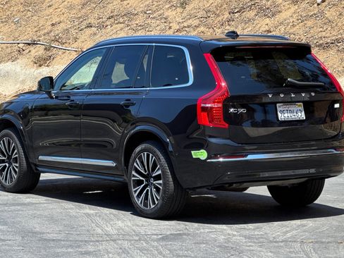 Certified 2023 Volvo XC90 T8 Plus image 7
