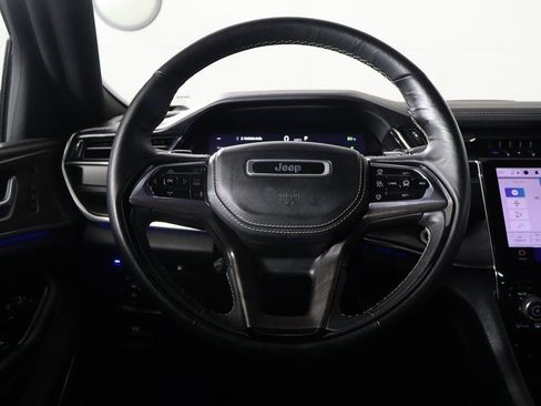 Used 2023 Jeep Grand Cherokee Overland w/ Advanced Protech Group III image 43