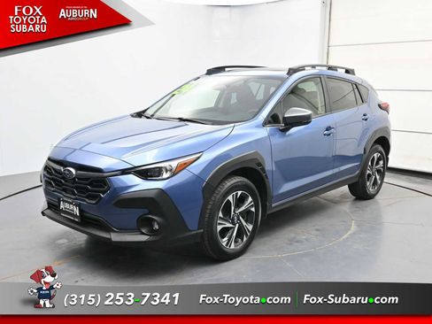 Used 2024 Subaru Crosstrek 2.0i Premium AWD/4WD image 2