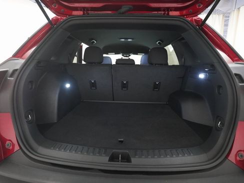 Used 2025 GMC Terrain Elevation w/ Black Edition image 9