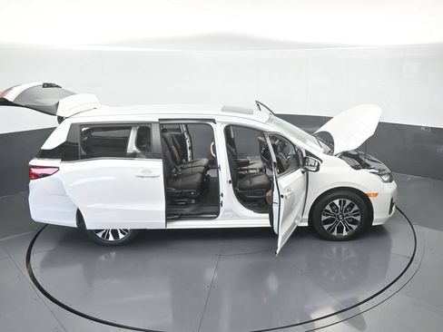 Used 2025 Honda Odyssey Elite image 77