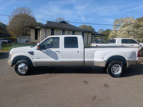 Used 2008 Ford F350 King Ranch AWD/4WD image 3