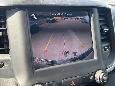 Used 2019 RAM 1500 Big Horn AWD/4WD image 26