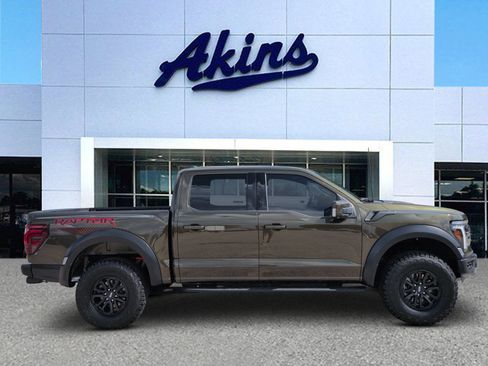 Used 2025 Ford F150 Raptor AWD/4WD image 1