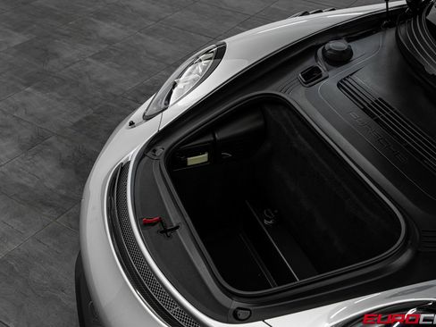 Used 2018 Porsche 911 GT2 RS image 10