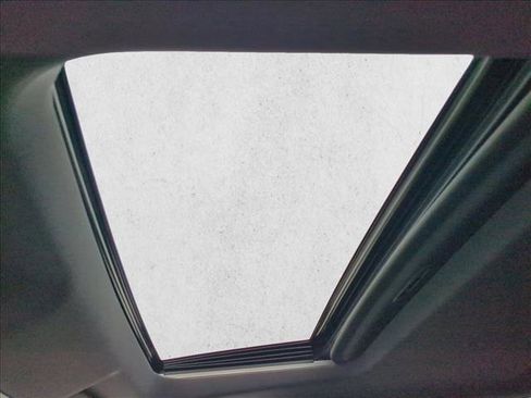 Used 2019 Chevrolet Silverado 1500 High Country image 20