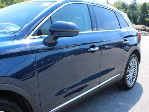 Used 2017 Lincoln MKX Reserve w/ Lincoln MKX Climate Package AWD/4WD image 45