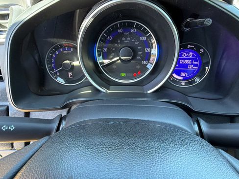 Used 2019 Honda Fit LX image 21