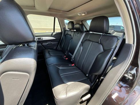 Used 2013 Lincoln MKX AWD image 20