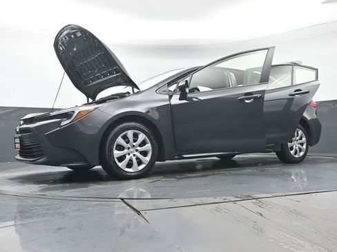 Certified 2026 Toyota Corolla LE FWD image 39