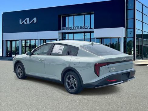 New 2026 Kia K4 LXS image 4