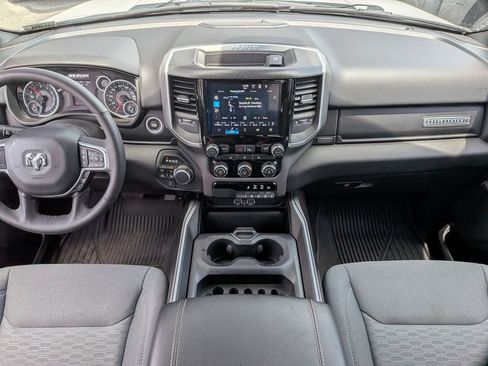 Used 2025 RAM 1500 Big Horn AWD/4WD image 23