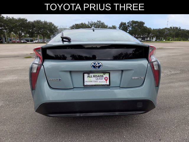Used 2016 Toyota Prius Three FWD image 4