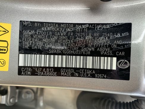 Used 2017 Lexus ES 350 w/ Luxury Package image 32