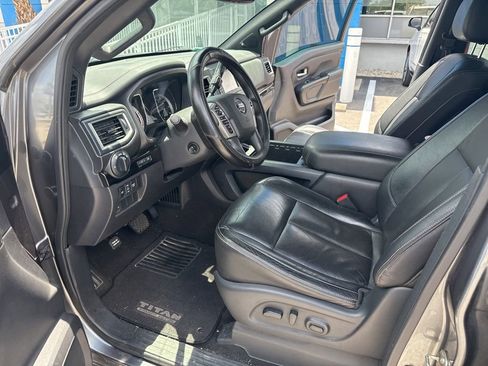 Used 2018 Nissan Titan SL w/ Midnight Edition RWD image 19