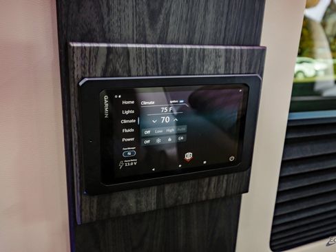 Used 2025 Mercedes-Benz Sprinter 3500 image 95