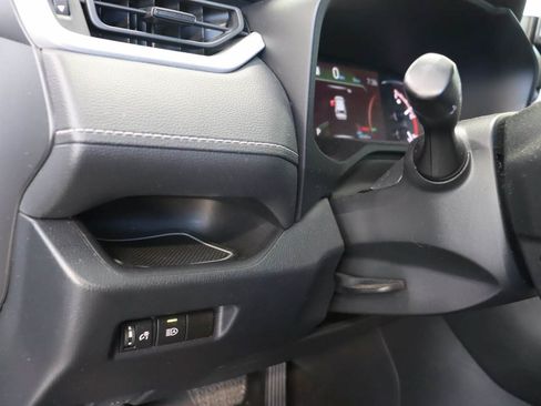 Used 2023 Toyota RAV4 XLE AWD/4WD image 13