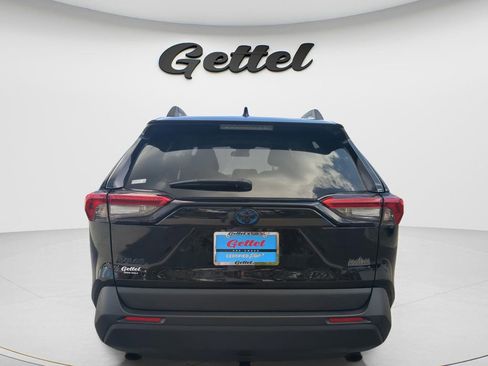 Used 2023 Toyota RAV4 AWD Hybrid image 5