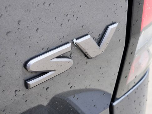 Used 2022 Nissan Frontier SV image 27