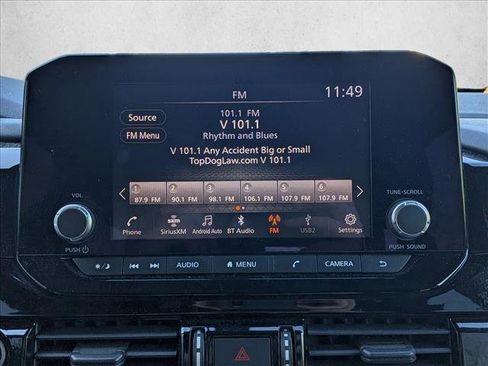 Used 2022 Nissan Pathfinder SV image 14