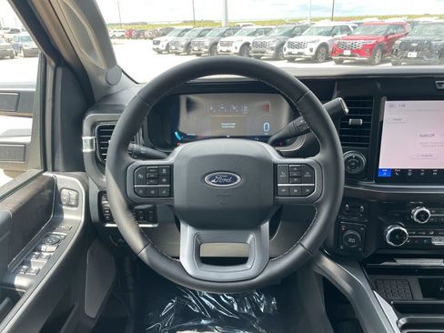 New 2025 Ford F250 Lariat w/ Lariat Ultimate Package AWD/4WD image 14
