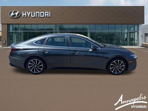 Used 2022 Hyundai Sonata Limited w/ Cargo Package FWD image 6