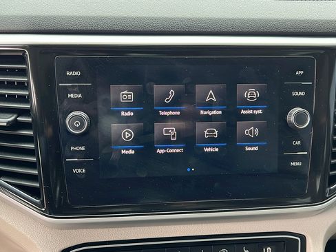 Used 2022 Volkswagen Atlas SE image 24